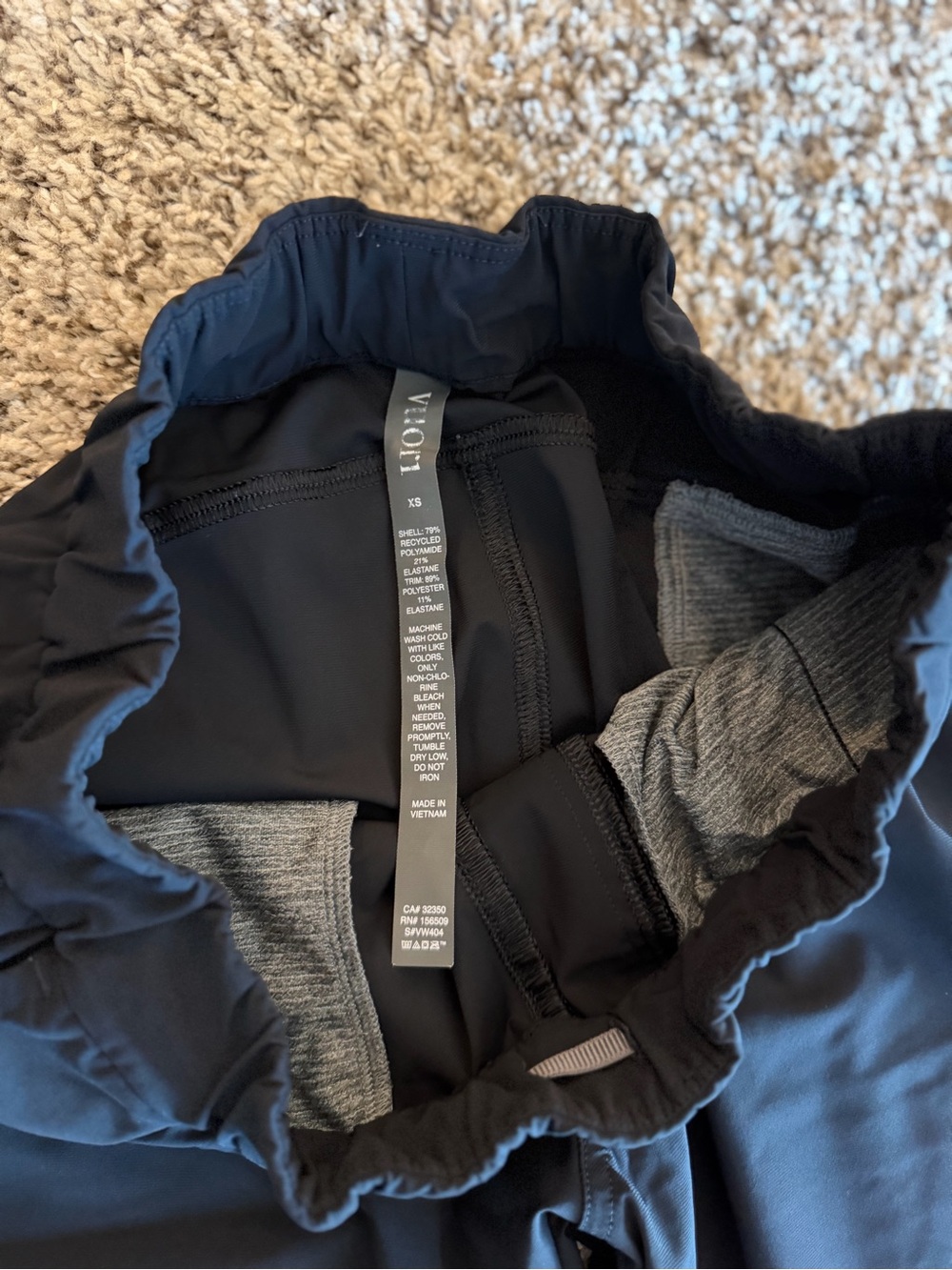 Vuori Women’s Miles Ankle Pants - Picture 7 of 10
